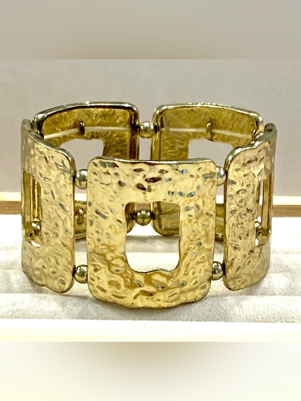 Vintage Gold Tone Hammered Panel Stretch Bracelet Chunky Cuff Geometric